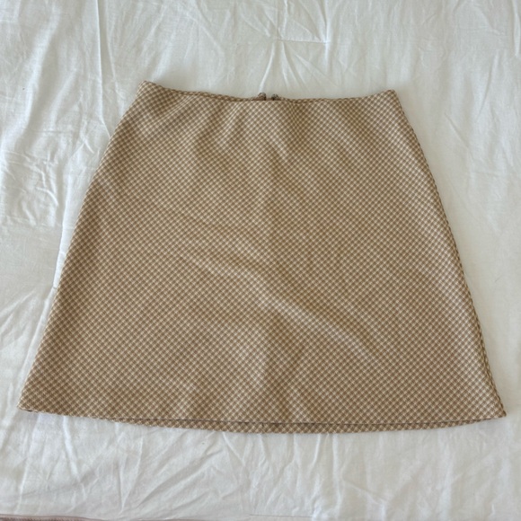 Aritzia Wilfred Mini skirt - Picture 1 of 4